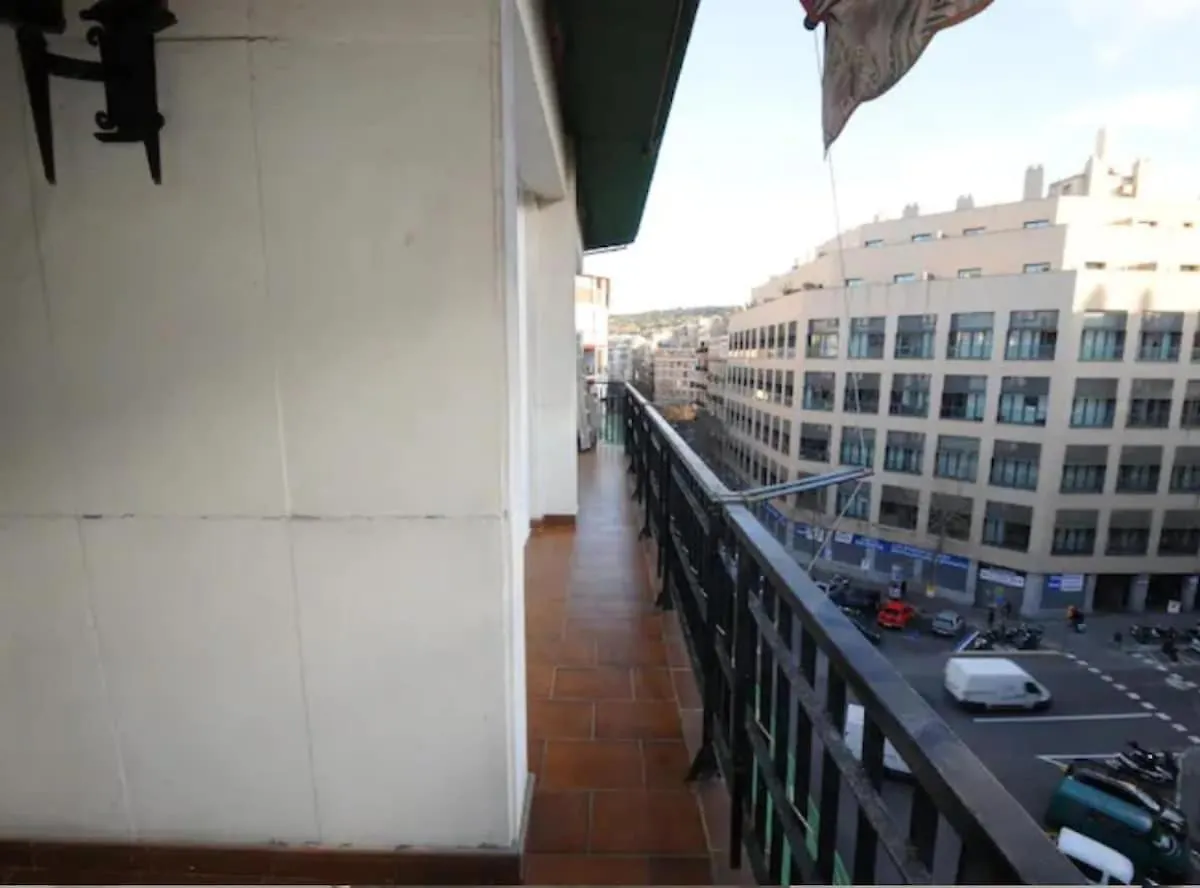 Apartment Ramblas Rentals Unique & Spacious Flat 4Br Terrace 20M Ramblas Barcelona