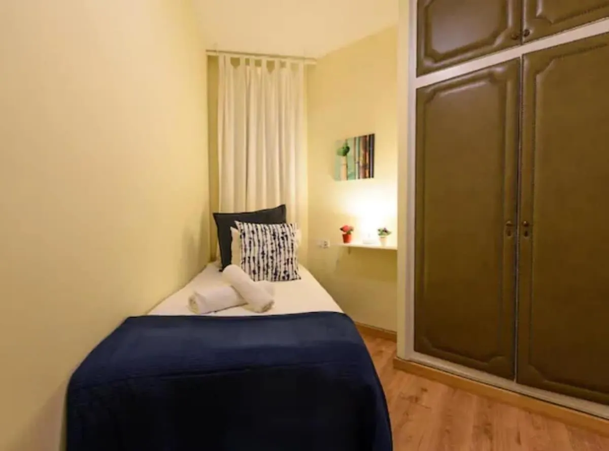 Ramblas Rentals Unique & Spacious Flat 4Br Terrace 20M Ramblas Barcelona