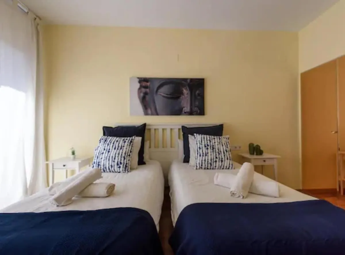 Ramblas Rentals Unique & Spacious Flat 4Br Terrace 20M Ramblas Barcelona