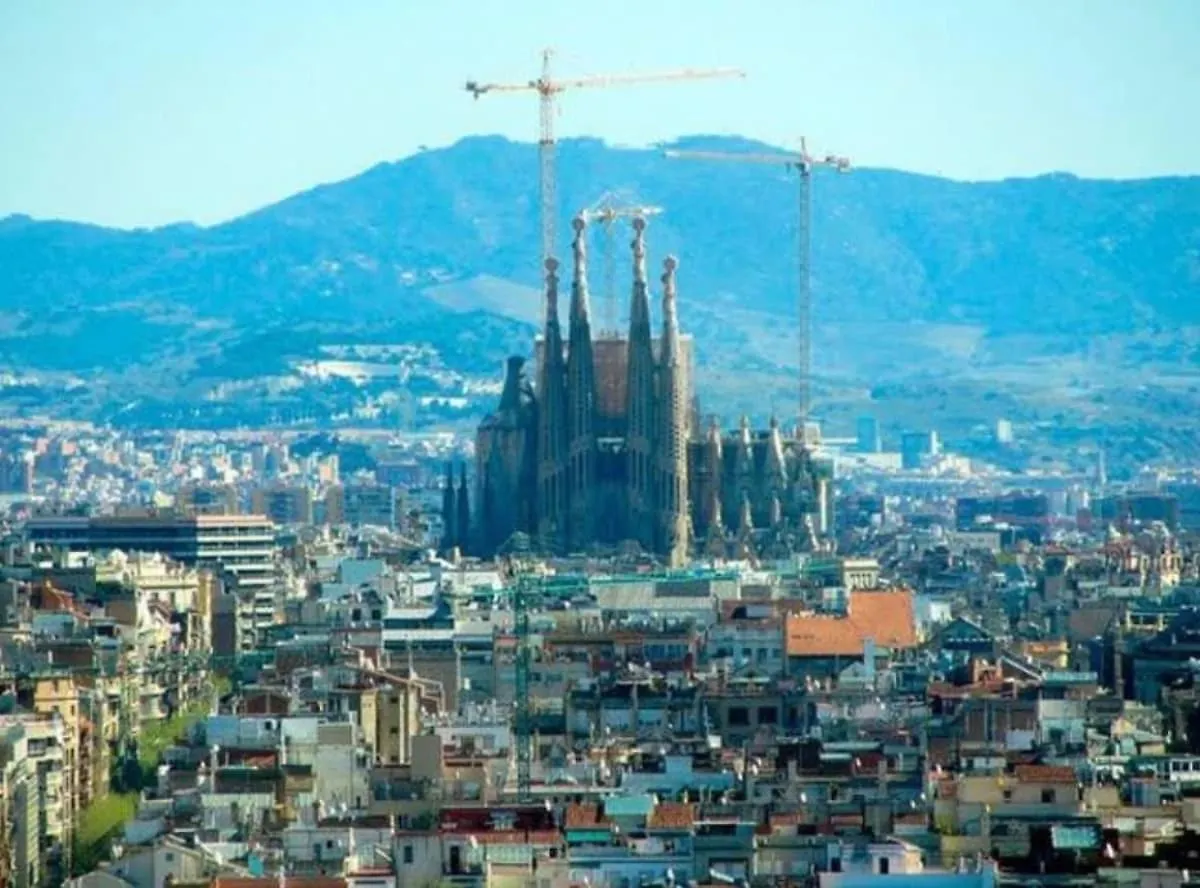 Ramblas Rentals Unique & Spacious Flat 4Br Terrace 20M Ramblas Barcelona Apartment