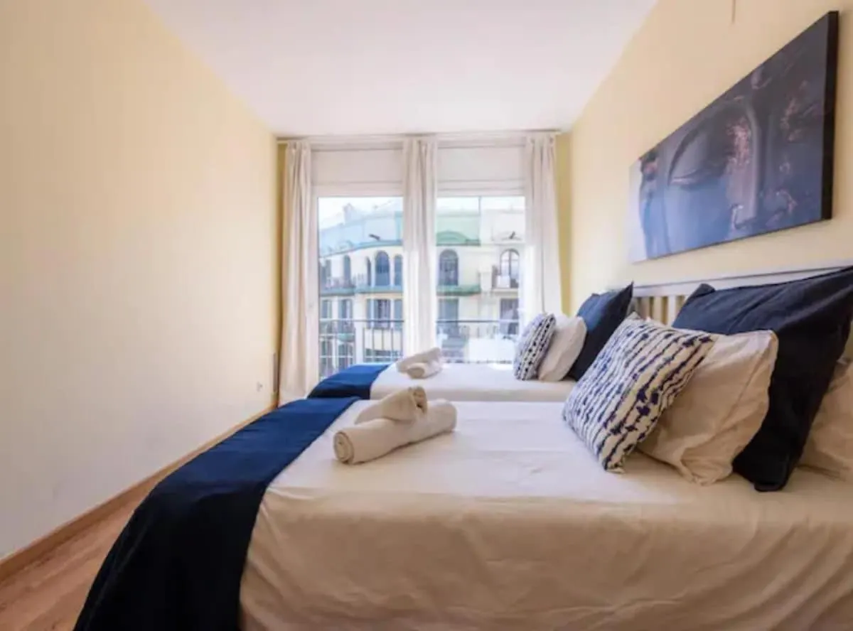 Ramblas Rentals Unique & Spacious Flat 4Br Terrace 20M Ramblas Barcelona Spain
